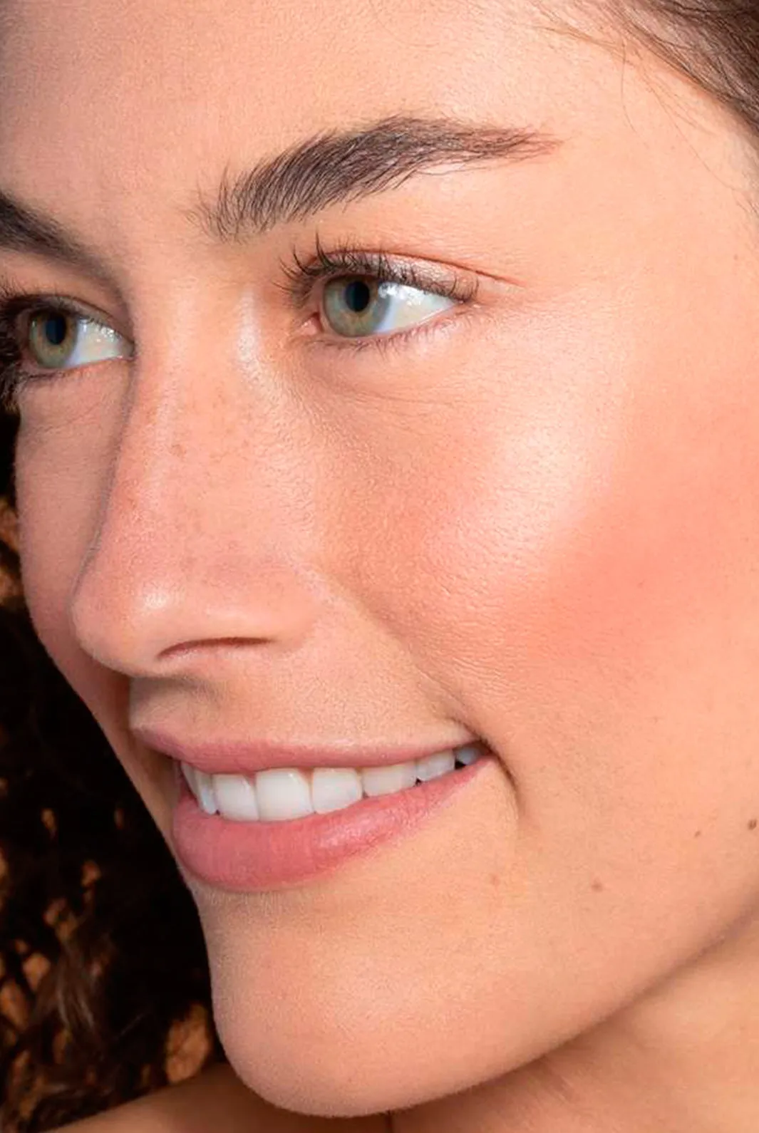 LIQUID LIGHT SERUM HIGHLIGHTER